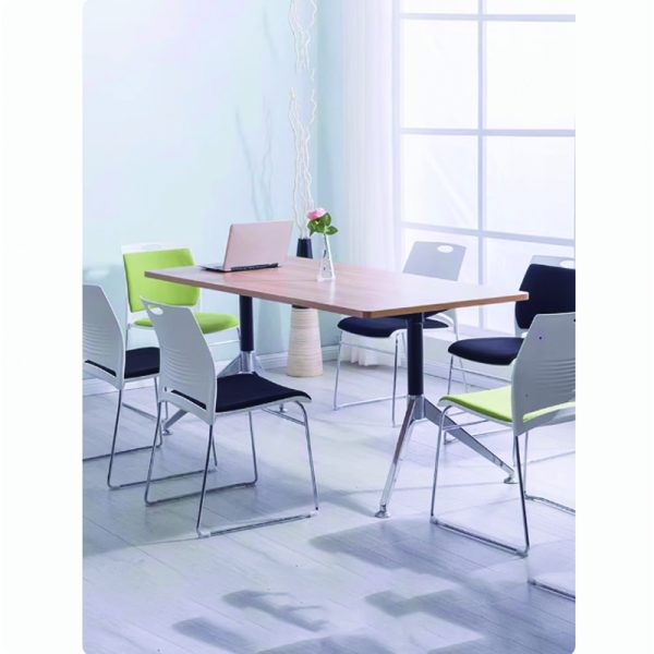 Ghế chân quỳ lưng nhựa Anh Kiệt AK029